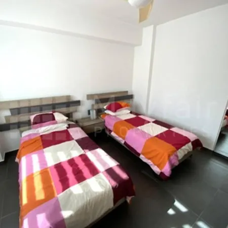 Makenzy Star 2bd Duplex Aglantzia