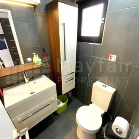 Makenzy Star 2bd Duplex Holiday home *