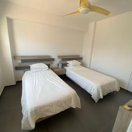 Holiday home Makenzy Star 2bd Duplex Aglantzia