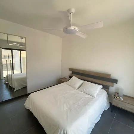 Makenzy Star 2bd Duplex Aglantzia