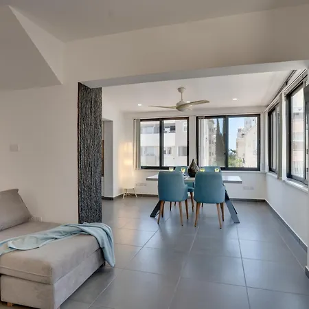 Σπίτι διακοπών Makenzy Star 2bd Duplex 300m From *
