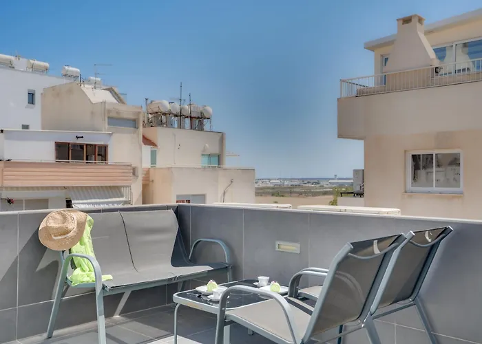 Makenzy Star 2bd Duplex 300m From Prázdninový dům *