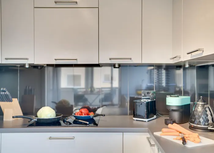 Makenzy Star 2bd Duplex 300m From Prázdninový dům *